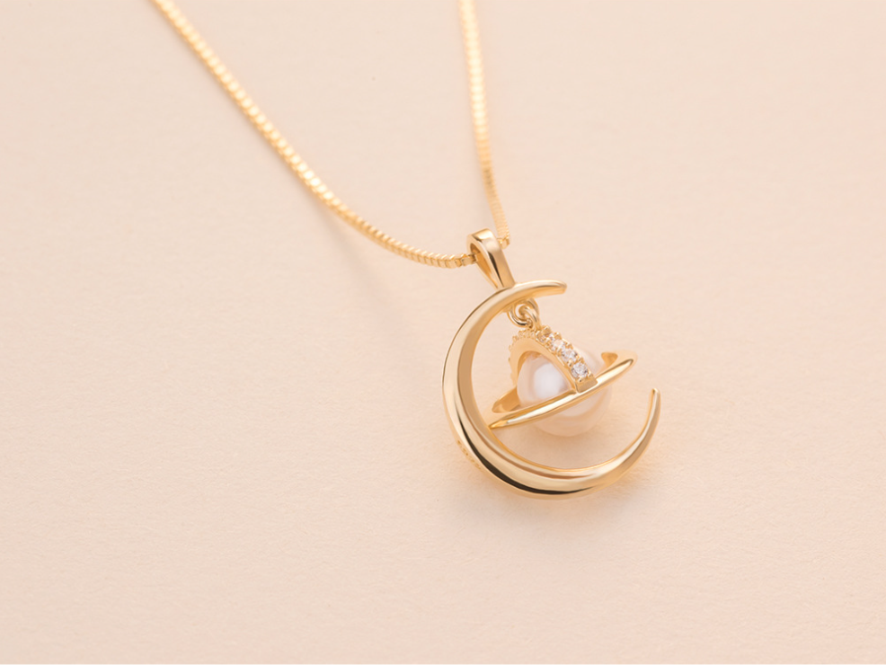 Planet and Moon Pendant Pearl Necklace