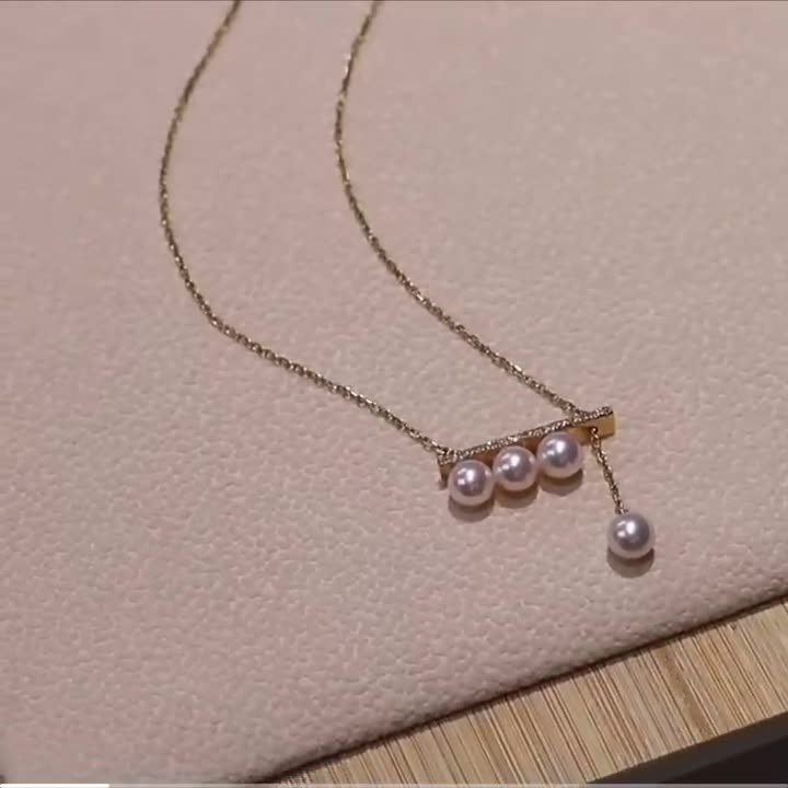Balanced Falling Sound Vacuum Gold Zircon Pearl Balance Beam Clavicle Chain